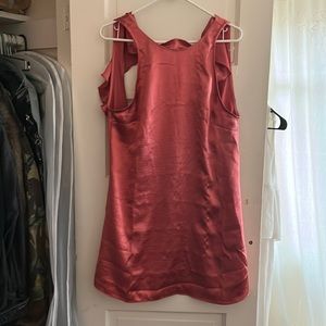 Lightly worn rose colored backless mini 🩷